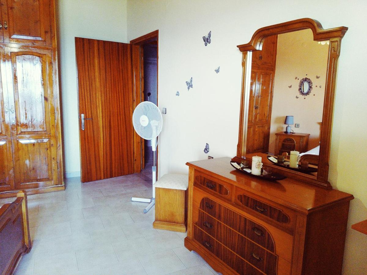 Traditional Panoramic Sea View House Lakones Bagian luar foto