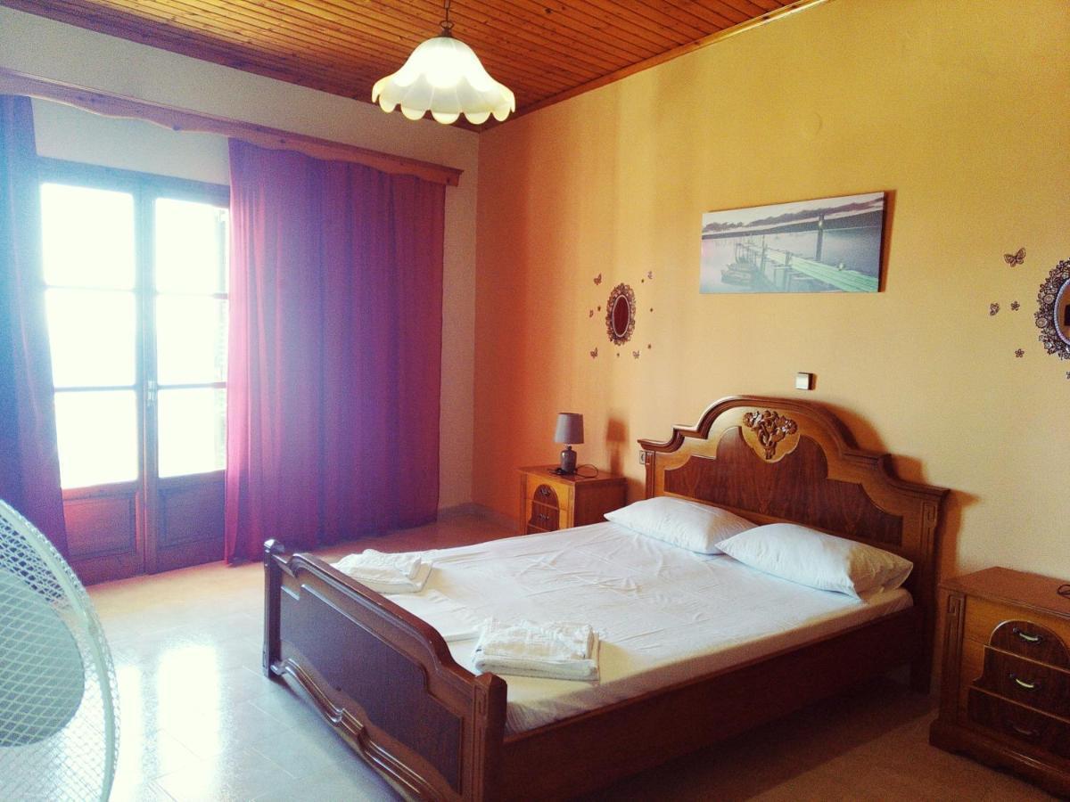 Traditional Panoramic Sea View House Lakones Bagian luar foto
