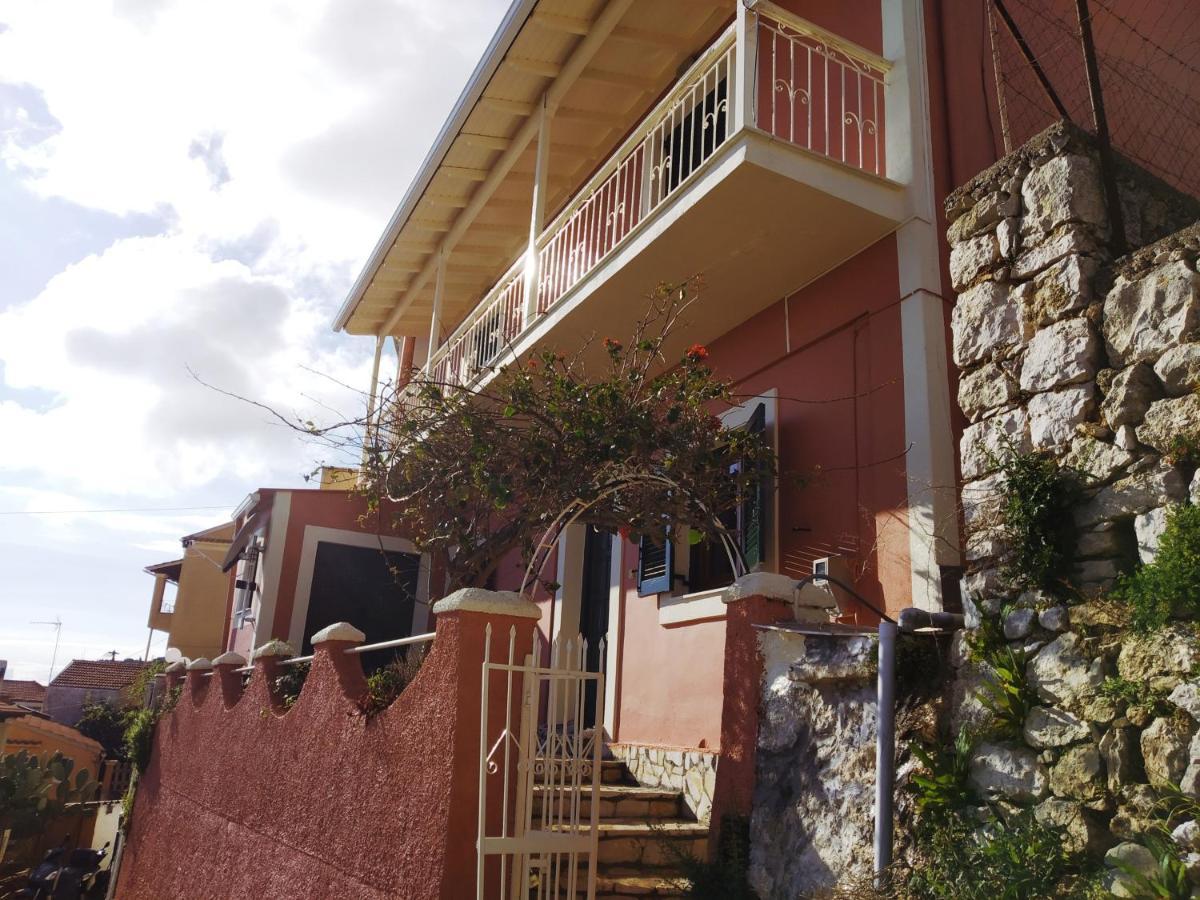Traditional Panoramic Sea View House Lakones Bagian luar foto