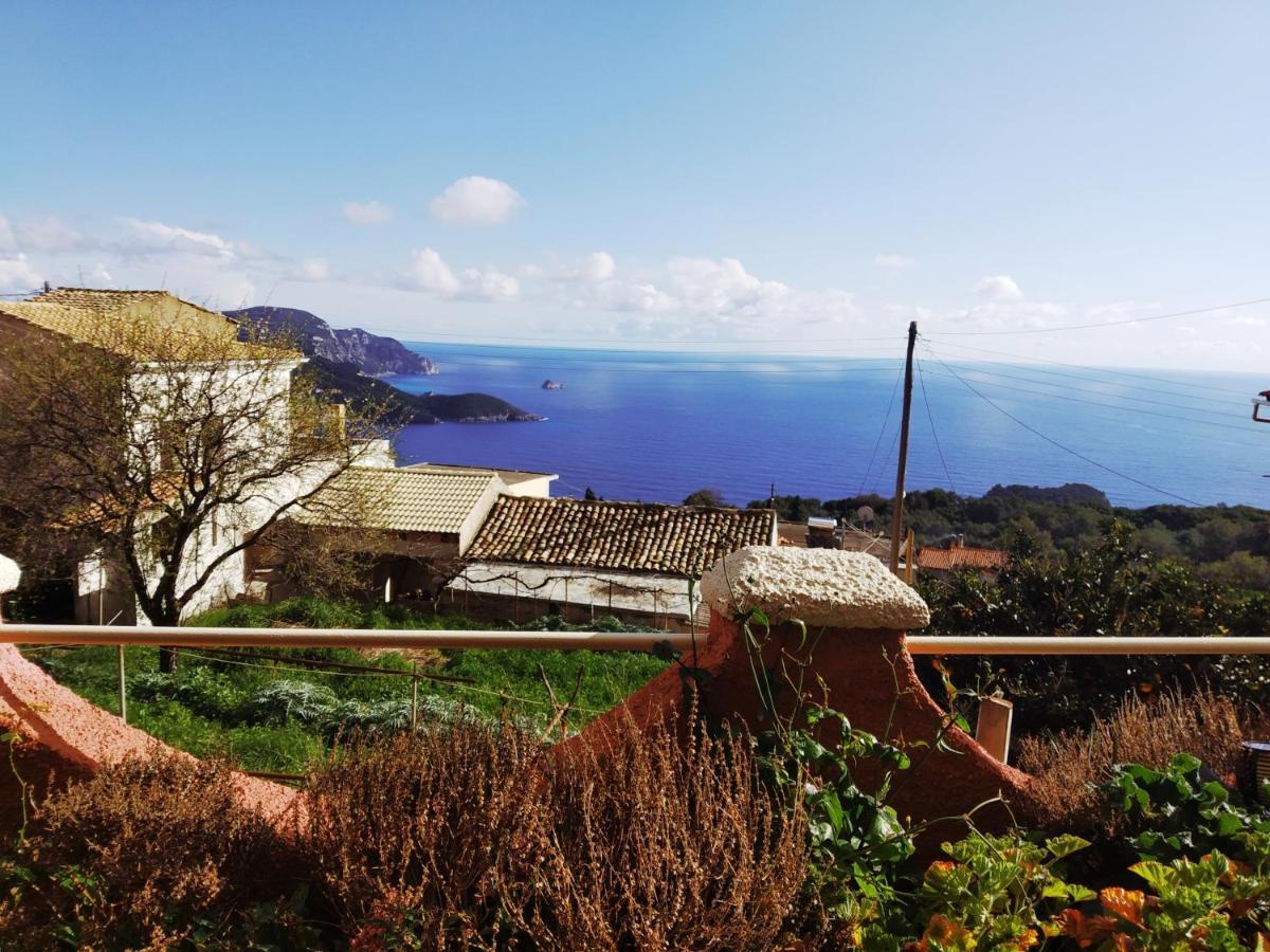 Traditional Panoramic Sea View House Lakones Bagian luar foto
