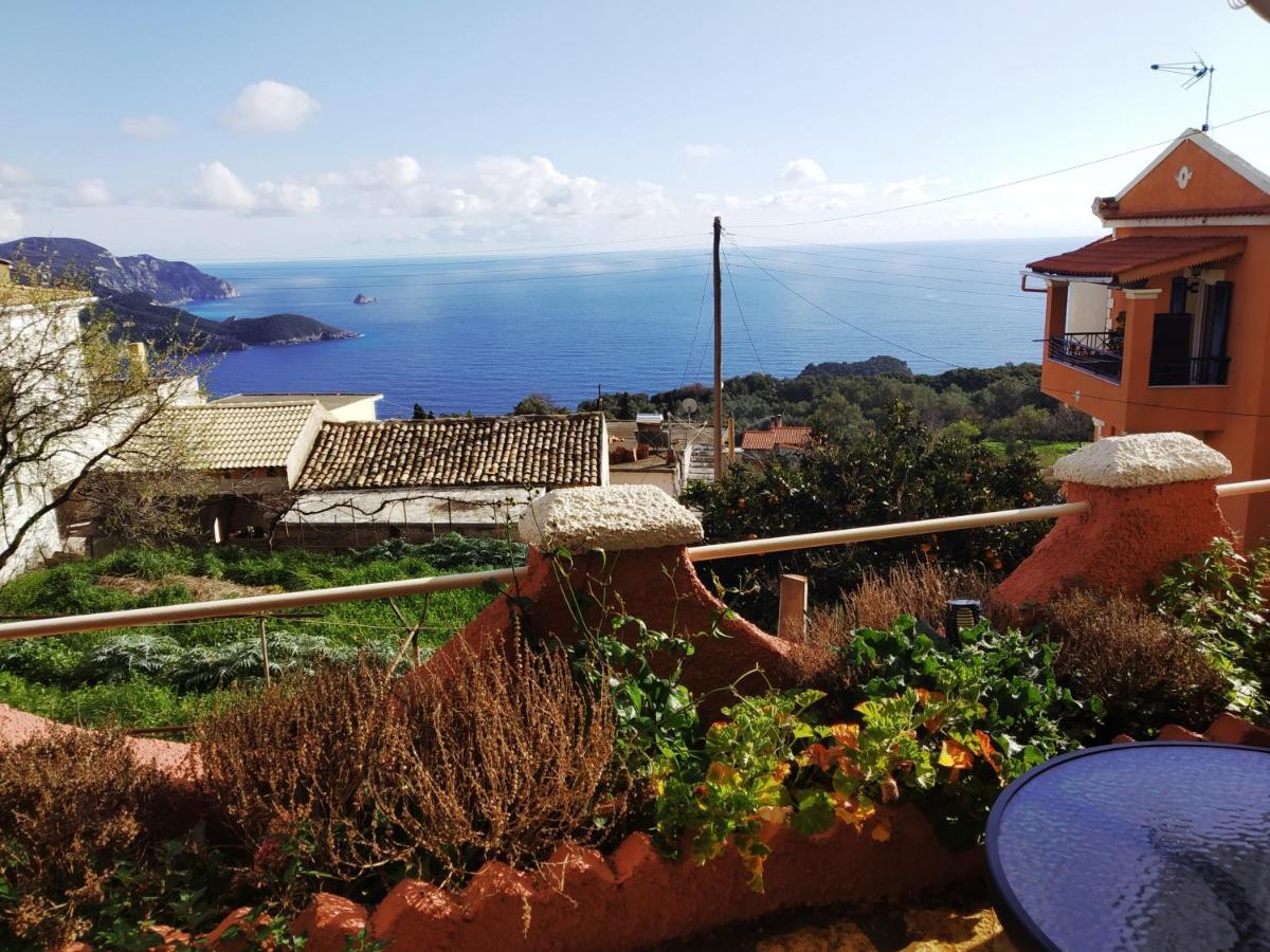 Traditional Panoramic Sea View House Lakones Bagian luar foto