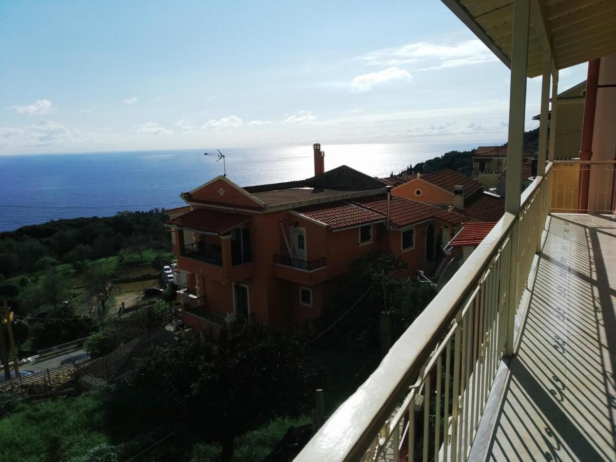 Traditional Panoramic Sea View House Lakones Bagian luar foto