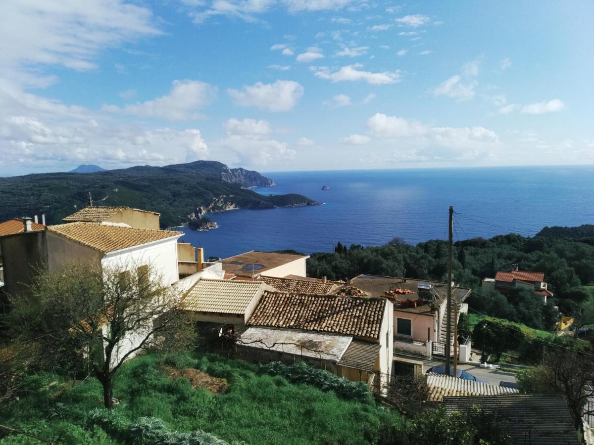 Traditional Panoramic Sea View House Lakones Bagian luar foto