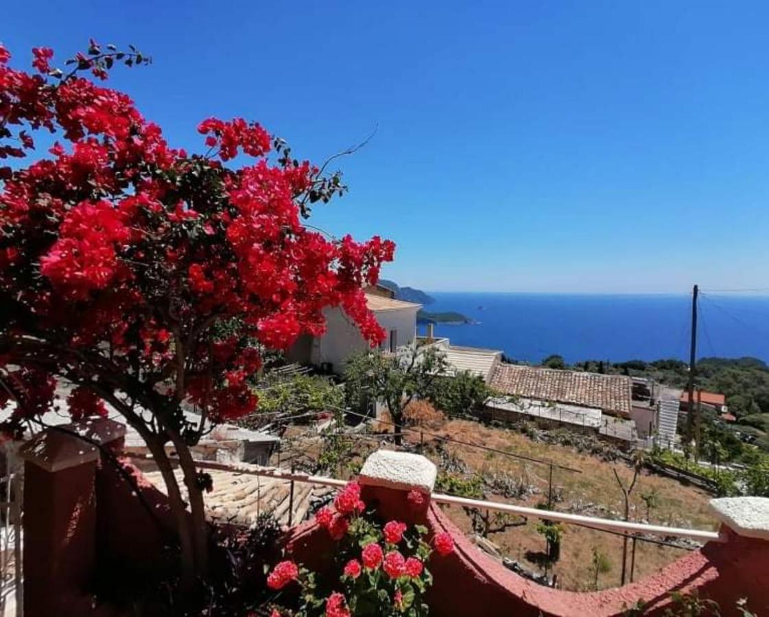 Traditional Panoramic Sea View House Lakones Bagian luar foto