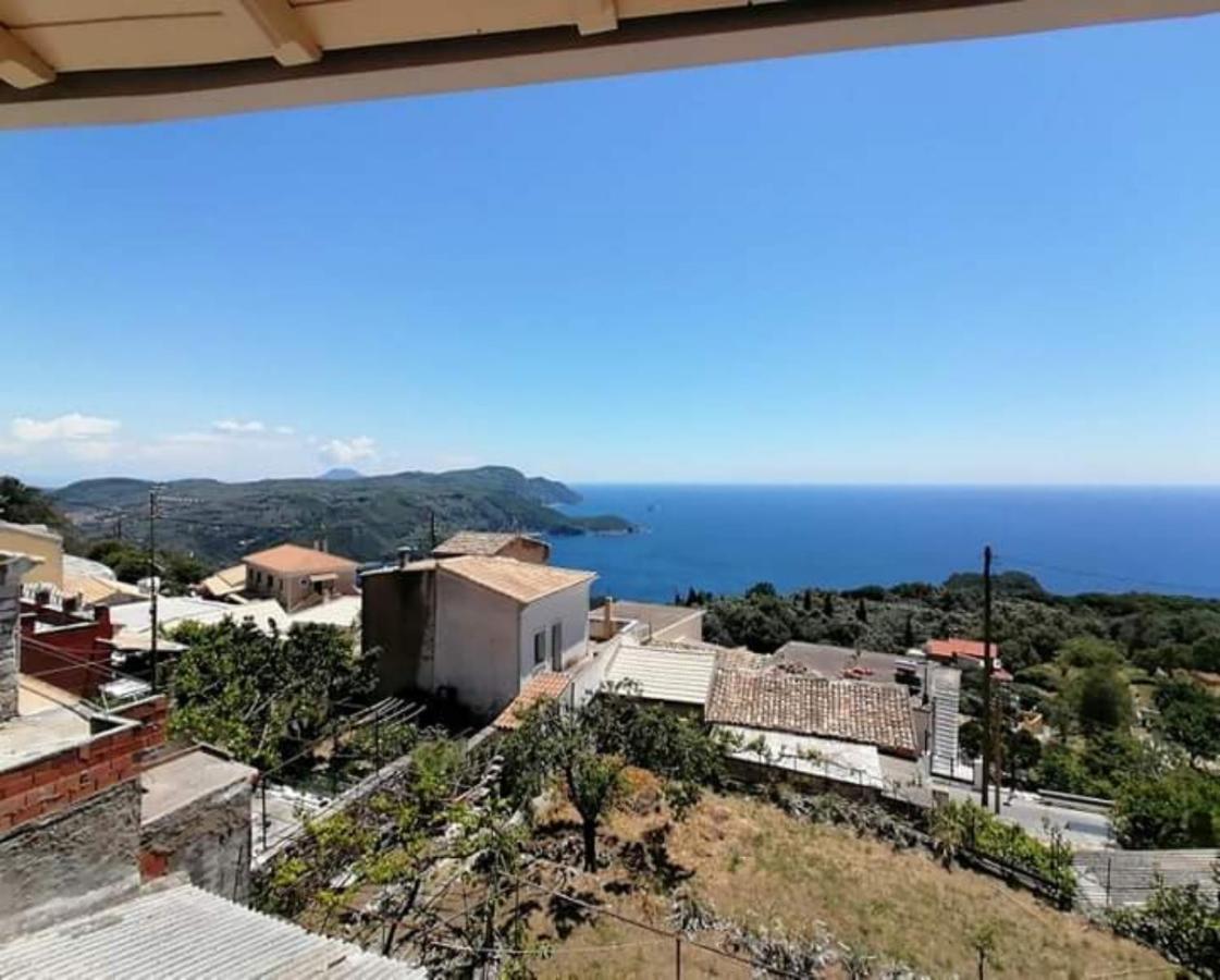 Traditional Panoramic Sea View House Lakones Bagian luar foto