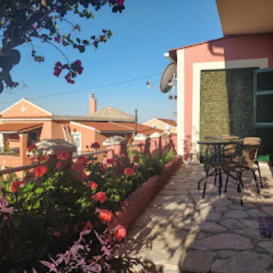 Traditional Panoramic Sea View House Lakones Bagian luar foto