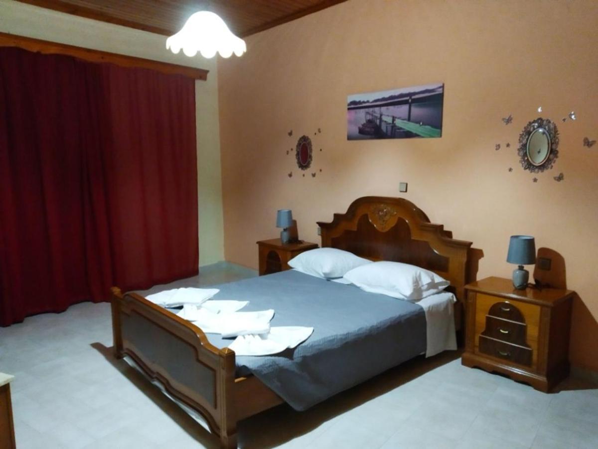 Traditional Panoramic Sea View House Lakones Bagian luar foto